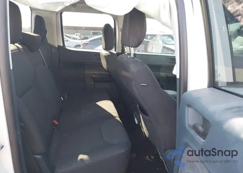 2025 Ford Maverick Xl z USA, uszkodzony, nr VIN 3FTTW8BA9SRA90378